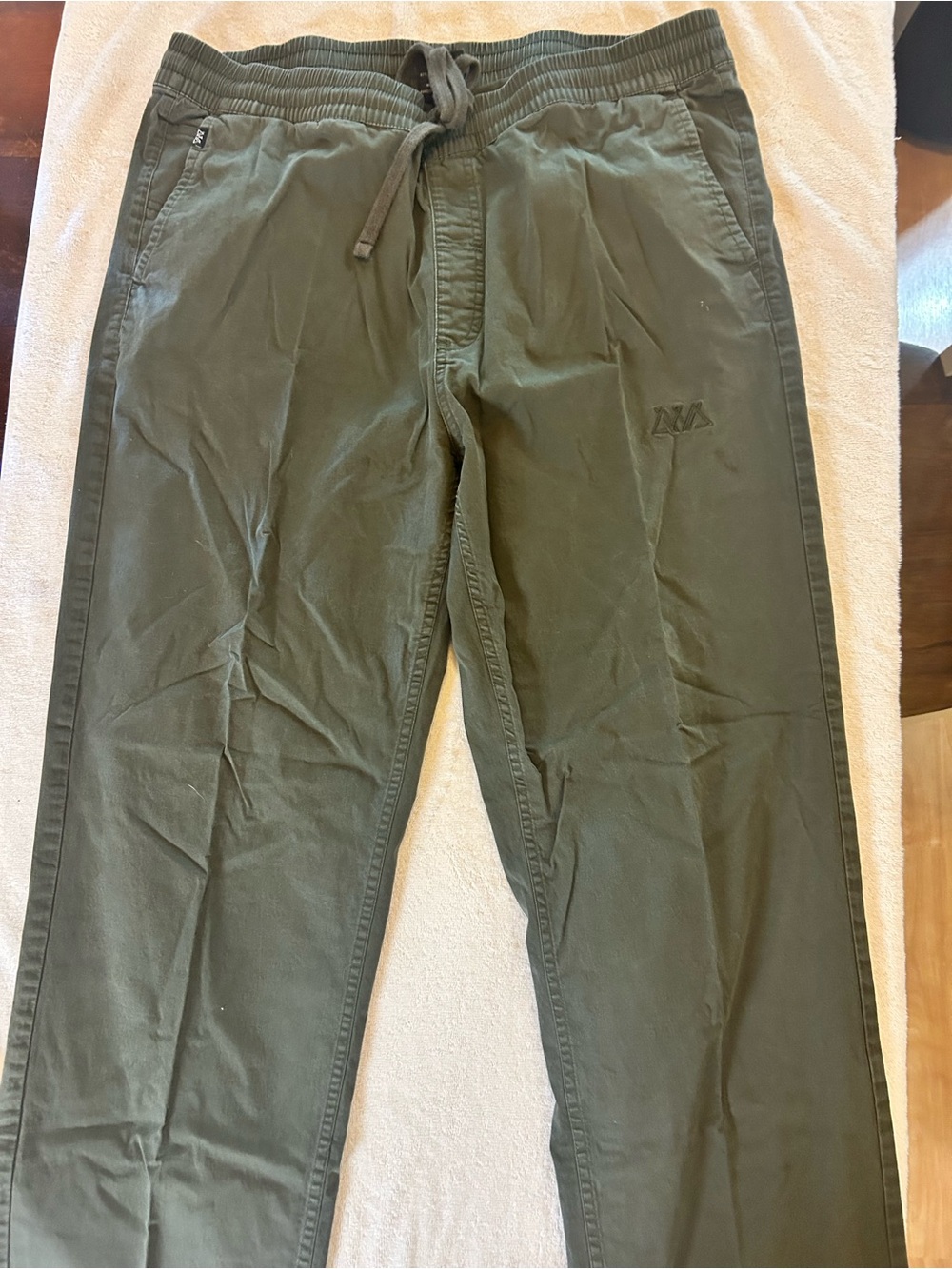 AVVA Covina beach pant/Olive Green Men's Drawstring Pants